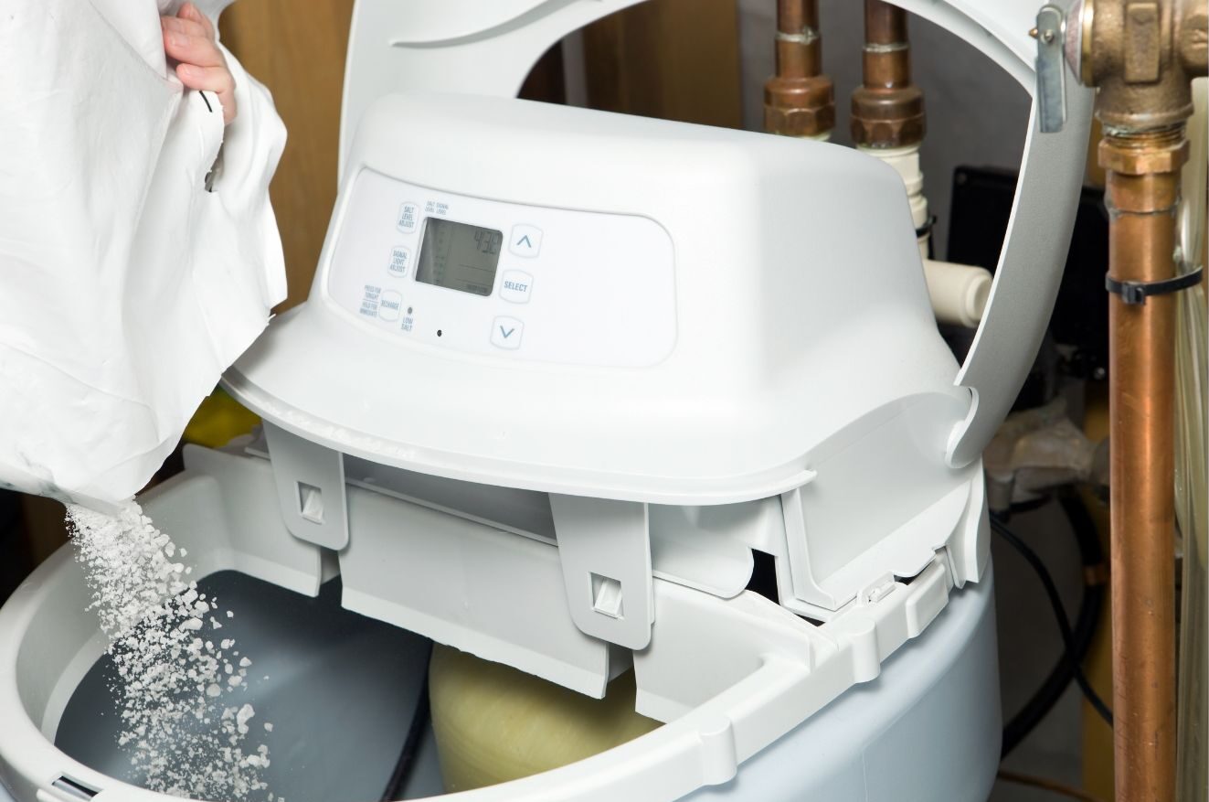 How Scheduled Salt Delivery Works For Home Softeners